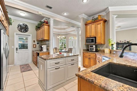 Villa ou maison à vendre à Beverly Hills, Floride: 3 chambres, 186.92 m2 № 2398300 - photo 16