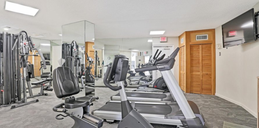 Condo in Riviera Beach, Florida, 2 bedrooms № 1151644