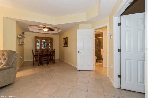Condo in Fort Myers, Florida, 2 bedrooms  № 1509316 - photo 18