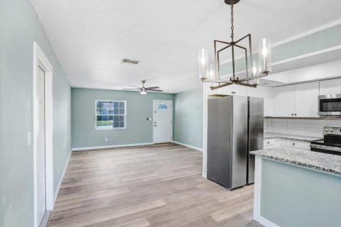 Casa en alquiler en Seminole, Florida, 3 dormitorios, 109.25 m2 № 1800515 - foto 6