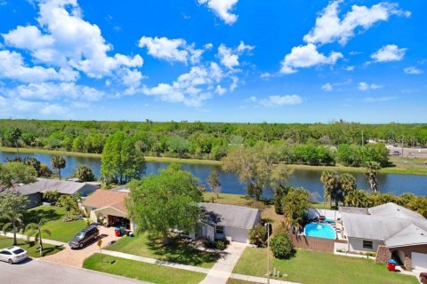 Casa en alquiler en Seminole, Florida, 3 dormitorios, 109.25 m2 № 1800515 - foto 19