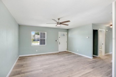 Casa en alquiler en Seminole, Florida, 3 dormitorios, 109.25 m2 № 1800515 - foto 5