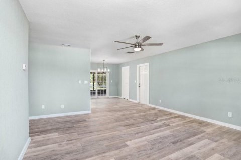 Casa en alquiler en Seminole, Florida, 3 dormitorios, 109.25 m2 № 1800515 - foto 3