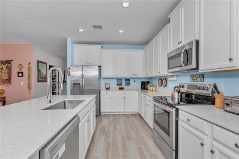 House in Ocala, Florida 3 bedrooms, 189.43 sq.m. № 2099836 - photo 8