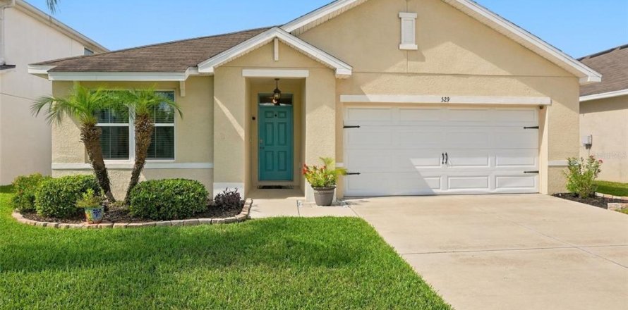 Villa ou maison à Spring Hill, Floride 3 chambres, 157 m2 № 2420564