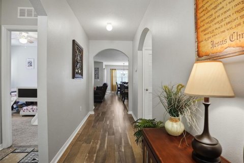 Villa ou maison à vendre à Spring Hill, Floride: 3 chambres, 157 m2 № 2420564 - photo 4