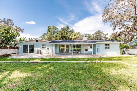 House in Belle Isle, Florida 3 bedrooms, 141.03 sq.m. № 1918475 - photo 17