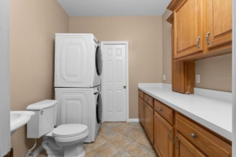 House in Windermere, Florida 5 bedrooms, 277.5 sq.m. № 1580533 - photo 29