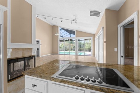 House in Windermere, Florida 5 bedrooms, 277.5 sq.m. № 1580533 - photo 17