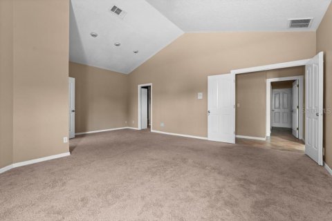 House in Windermere, Florida 5 bedrooms, 277.5 sq.m. № 1580533 - photo 19