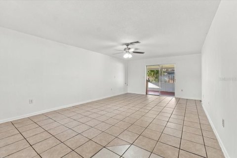 Villa ou maison à vendre à Lakeland, Floride: 3 chambres, 133.41 m2 № 2416662 - photo 5