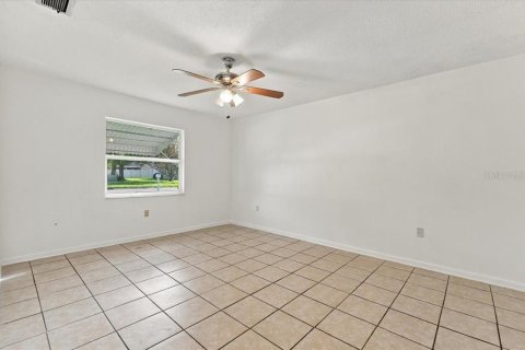 Villa ou maison à vendre à Lakeland, Floride: 3 chambres, 133.41 m2 № 2416662 - photo 19