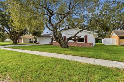 Villa ou maison à vendre à Lakeland, Floride: 3 chambres, 133.41 m2 № 2416662 - photo 28