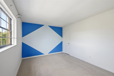 Copropriété à vendre à Wilton Manors, Floride: 2 chambres, 76.92 m2 № 2022036 - photo 19