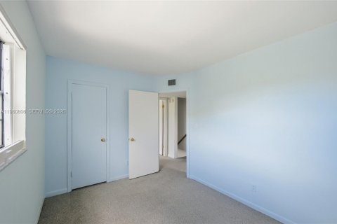 Copropriété à vendre à Wilton Manors, Floride: 2 chambres, 76.92 m2 № 2022036 - photo 16