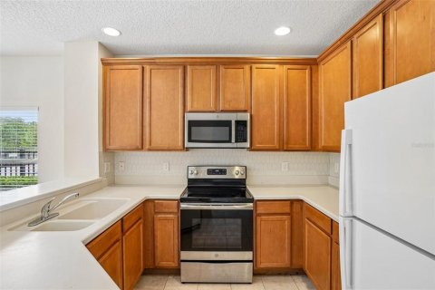 Townhouse in Orlando, Florida 3 bedrooms, 136.75 sq.m. № 2167295 - photo 7