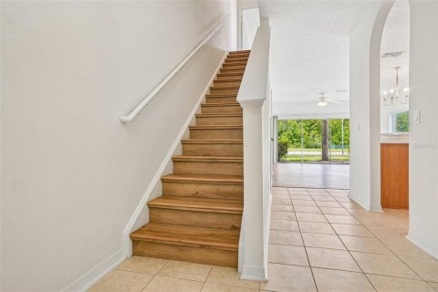 Townhouse in Orlando, Florida 3 bedrooms, 136.75 sq.m. № 2167295 - photo 3
