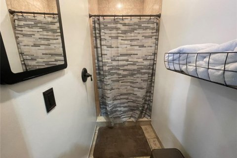 Propiedad comercial en alquiler en Eustis, Florida № 1723772 - foto 17