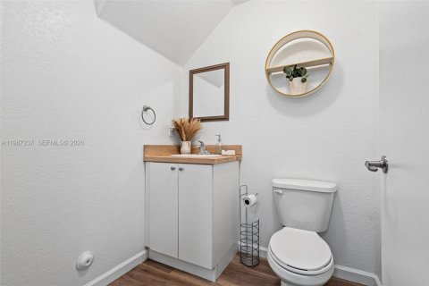 Купить таунхаус в Флорида-Сити, Флорида 2 спальни, 105.91м2, № 2048787 - фото 11