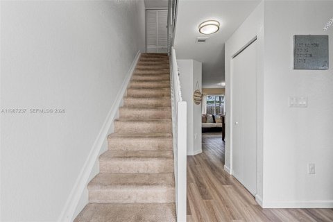 Купить таунхаус в Флорида-Сити, Флорида 2 спальни, 105.91м2, № 2048787 - фото 12