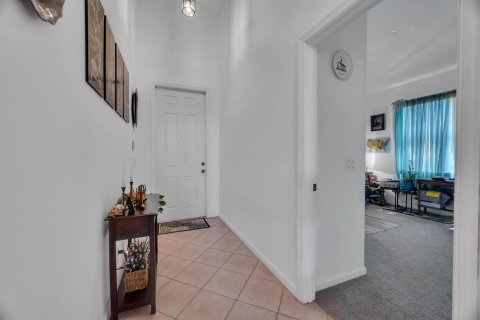 Villa ou maison à vendre à Port St. Lucie, Floride: 3 chambres, 142.98 m2 № 2260992 - photo 11