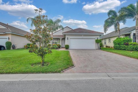 Casa en Port St. Lucie, Florida 3 dormitorios, 142.98 m2 № 2260992