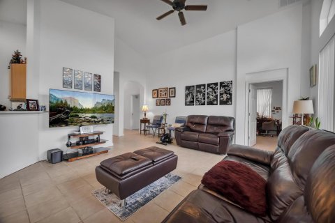 Villa ou maison à vendre à Port St. Lucie, Floride: 3 chambres, 142.98 m2 № 2260992 - photo 5