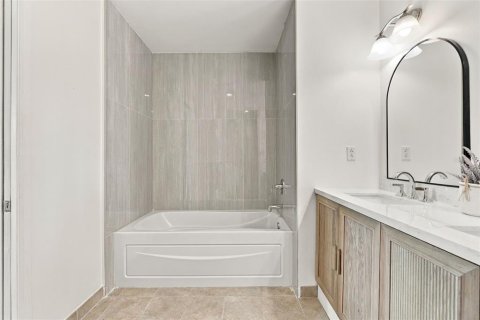 Copropriété à vendre à Orlando, Floride: 2 chambres, 105.17 m2 № 2368955 - photo 21