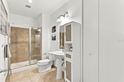 Copropriété à vendre à Orlando, Floride: 2 chambres, 105.17 m2 № 2368955 - photo 23