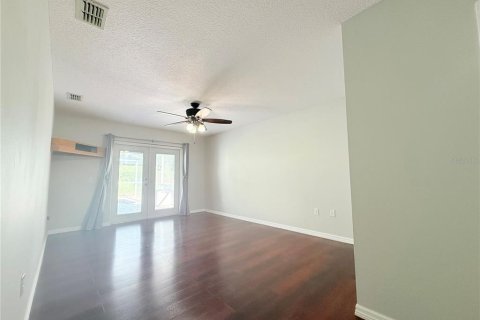 Casa en venta en Zephyrhills, Florida, 3 dormitorios, 163.32 m2 № 2420293 - foto 24