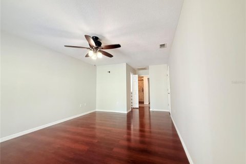 Casa en venta en Zephyrhills, Florida, 3 dormitorios, 163.32 m2 № 2420293 - foto 25