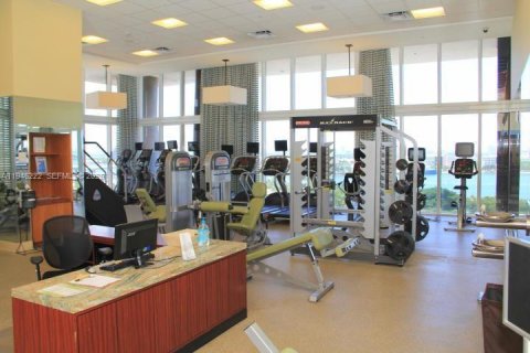 Condo in Miami, Florida  № 2052799 - photo 17