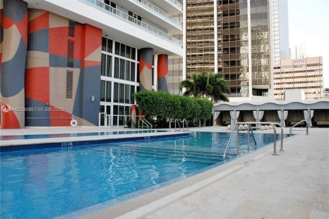 Condo in Miami, Florida  № 2052799 - photo 22