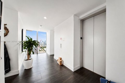 Copropriété à vendre à Miami, Floride: 2 chambres, 153.01 m2 № 2281547 - photo 2