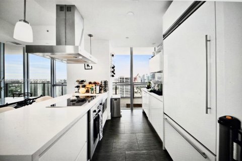 Copropriété à vendre à Miami, Floride: 2 chambres, 153.01 m2 № 2281547 - photo 8