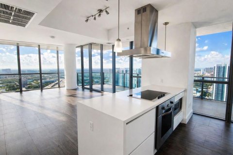 Copropriété à vendre à Miami, Floride: 2 chambres, 153.01 m2 № 2281547 - photo 5