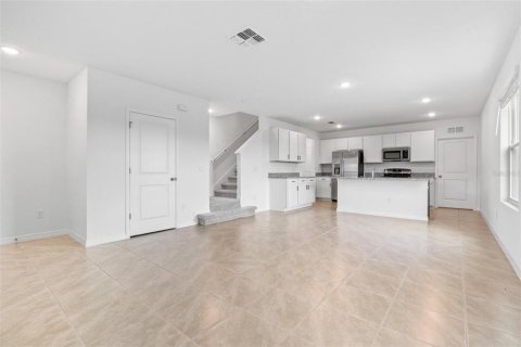 Adosado en venta en Winter Garden, Florida, 3 dormitorios, 142.7 m2 № 2150653 - foto 12