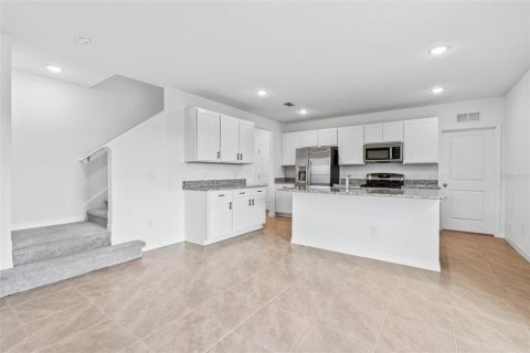Adosado en venta en Winter Garden, Florida, 3 dormitorios, 142.7 m2 № 2150653 - foto 16