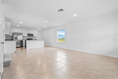 Adosado en venta en Winter Garden, Florida, 3 dormitorios, 142.7 m2 № 2150653 - foto 21