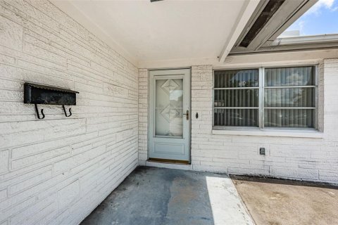 Купить виллу или дом в Холидэй, Флорида 5 комнат, 88.07м2, № 667405 - фото 8