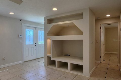 House in Sarasota, Florida 2 bedrooms, 118.82 sq.m. № 2430905 - photo 19
