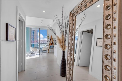 Copropriété à louer à Miami, Floride: 2 chambres, 114.92 m2 № 1994141 - photo 14