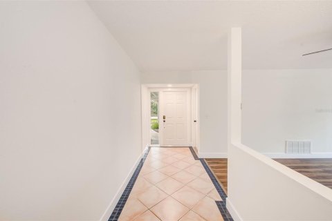 House in Largo, Florida 4 bedrooms, 149.94 sq.m. № 2391548 - photo 11