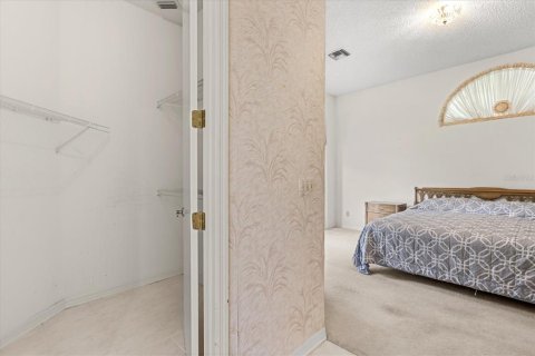 Casa en venta en Orlando, Florida, 4 dormitorios, 260.59 m2 № 1773033 - foto 13