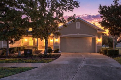 Villa ou maison à Holiday, Floride 3 chambres, 161.65 m2 № 2418824