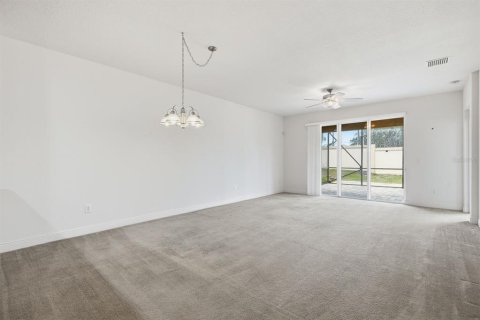 Villa ou maison à vendre à Holiday, Floride: 3 chambres, 161.65 m2 № 2418824 - photo 12