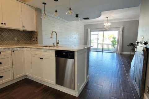 Touwnhouse à louer à Weston, Floride: 2 chambres, 89.19 m2 № 2026903 - photo 3