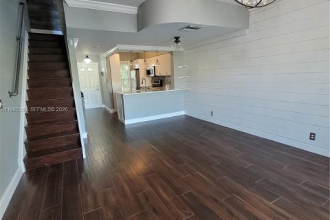 Touwnhouse à louer à Weston, Floride: 2 chambres, 89.19 m2 № 2026903 - photo 13