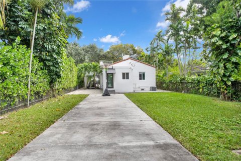 Casa en venta en Miami Shores, Florida, 2 dormitorios, 95.69 m2 № 2027787 - foto 7