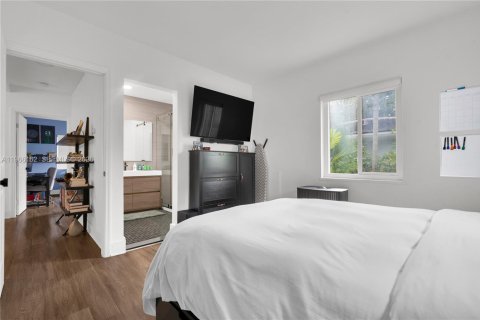 Casa en venta en Miami Shores, Florida, 2 dormitorios, 95.69 m2 № 2027787 - foto 25